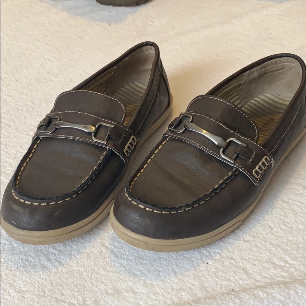Cole Haan Boys Dress shoes size 3